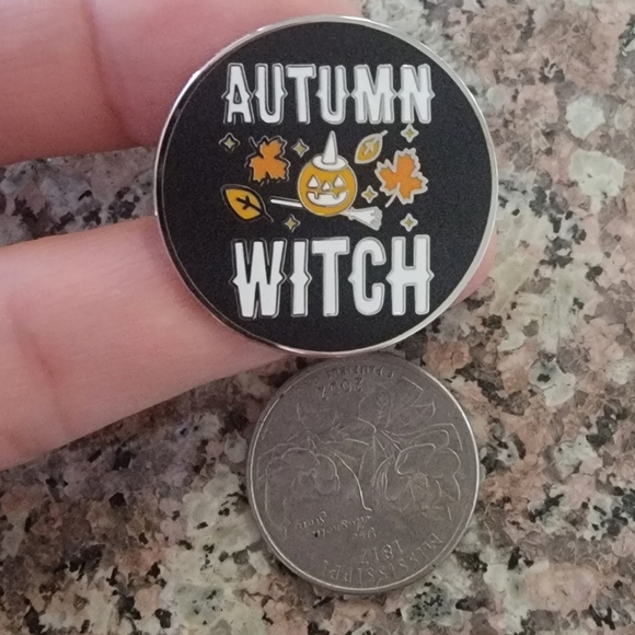 *2 for $13* Autumn Witch Jack-o'-Lantern Design Round Enamel Pin - Picture 3 of 3
